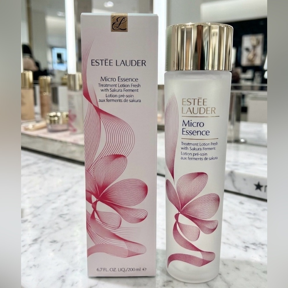 Estee Lauder Micro Essence Treatment Lotion  With Sakure Ferments 200ml Amazing